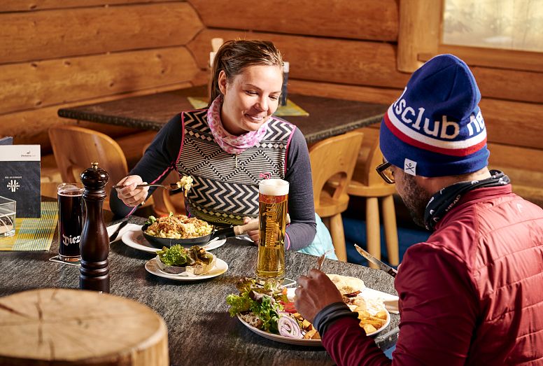 diedamskopf_gastro_wedelstube_winter_alexkaiser (3)