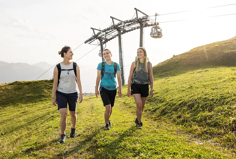 Wandern am Diedamskopf (c) Lucas Tiefenthaler - Bregenzerwald Tourismus